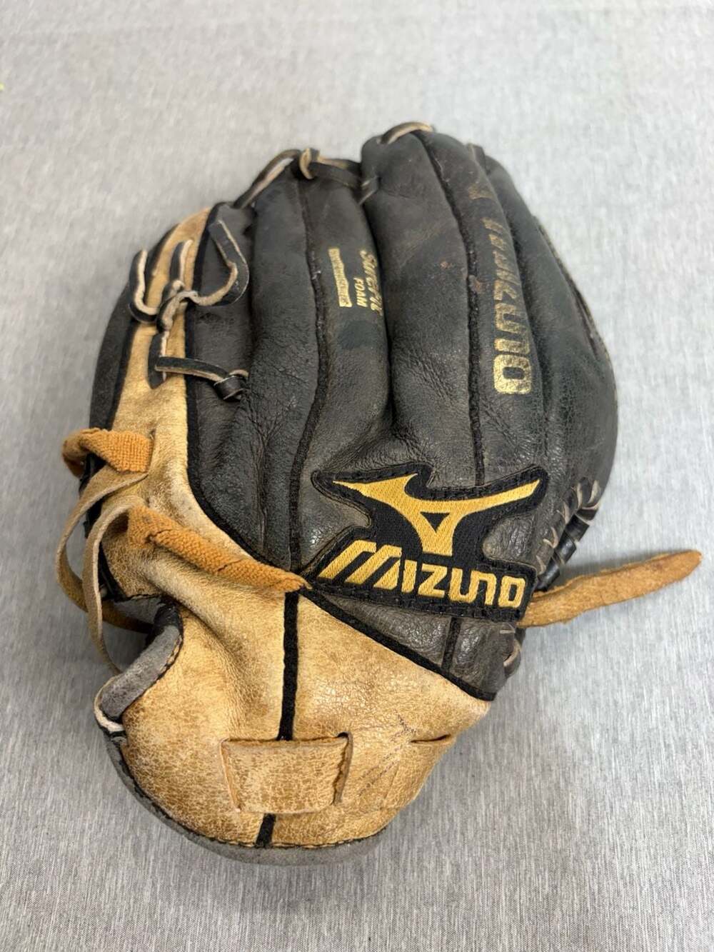 Mizuno Prospect Series GPSP 1075 10.75 Inches Youth Baseball Glove